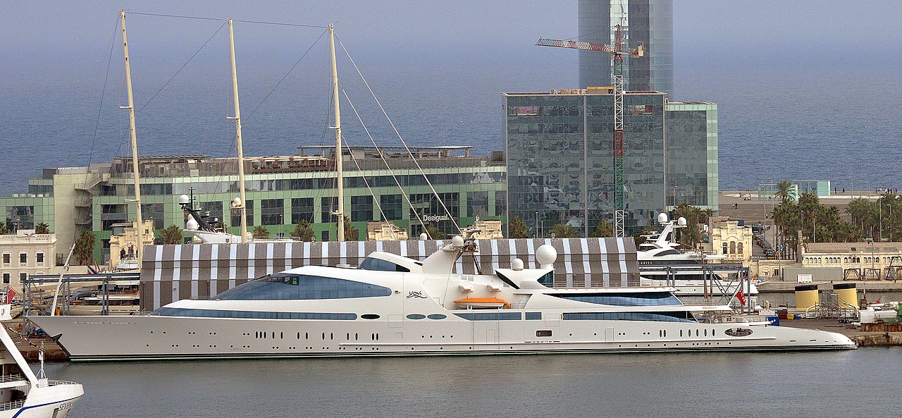 Yas boat experience in Jesselton Point Waterfront