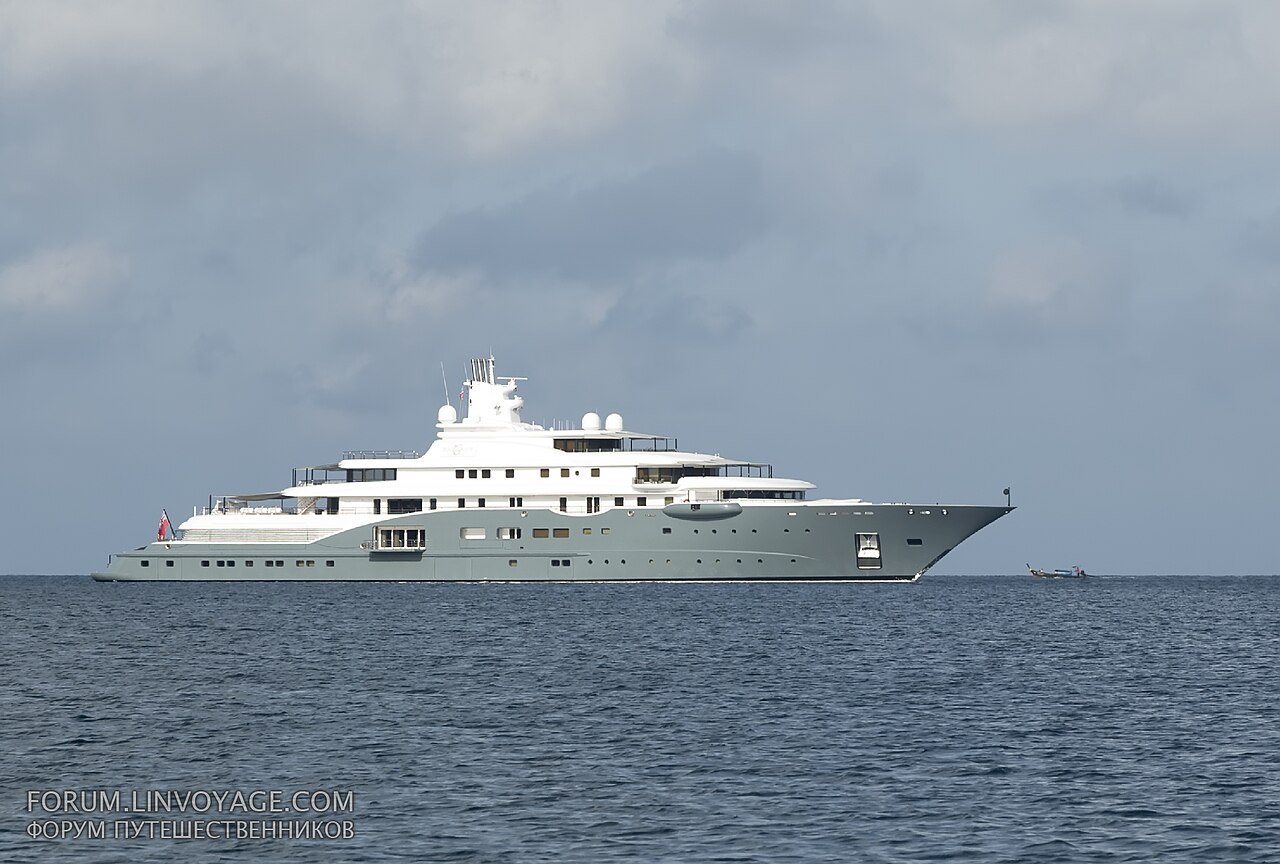 Radiant boat experience in Kuala Kedah Jetty